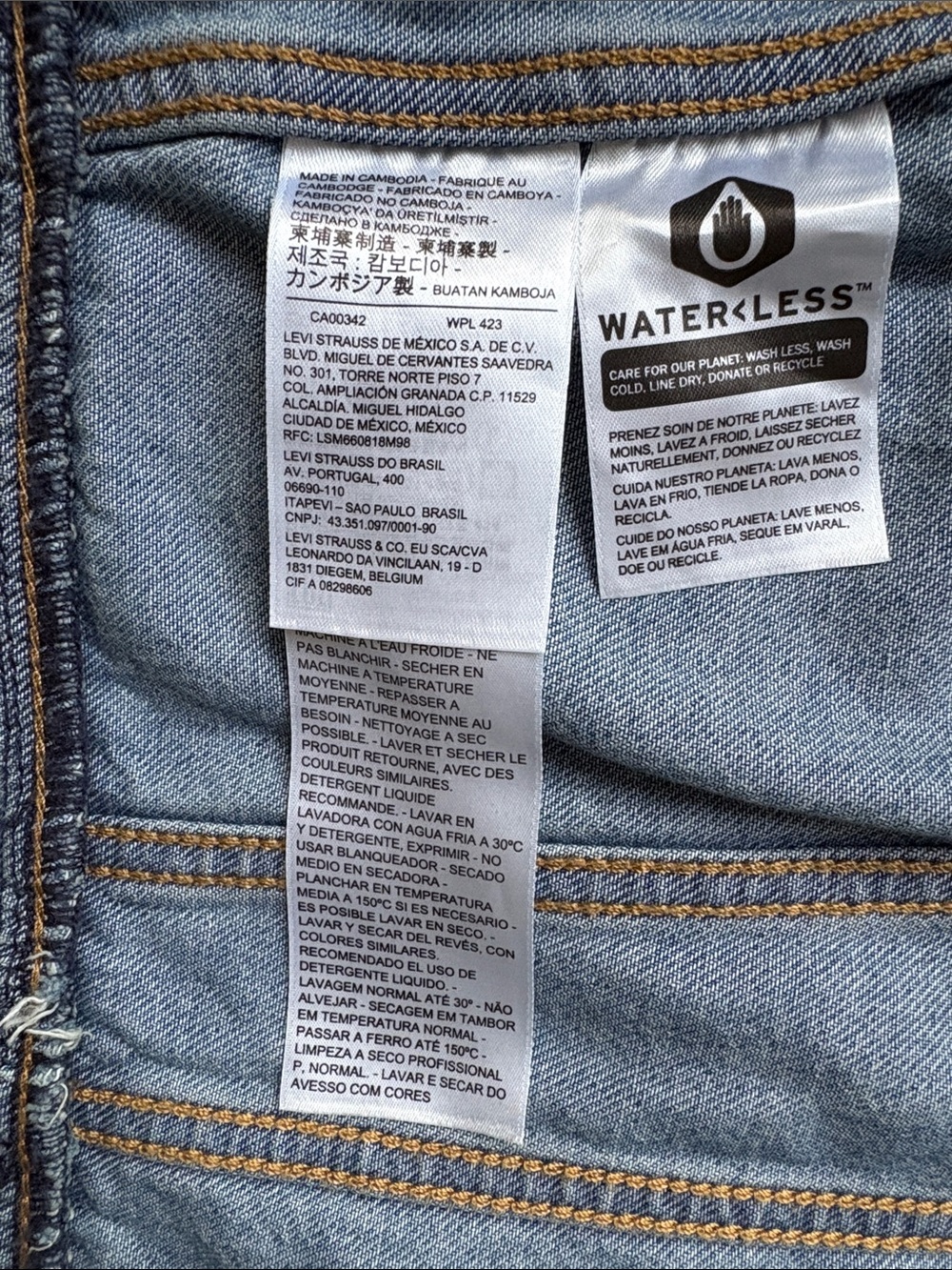 Anthropologie x Levi’s Cottagecore Prairie Trucker Jacket, Med Wash Size M - Picture 6 of 8